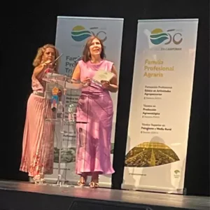 Premio a Politiv Europa de Escuela EFA Campomar como reconocimiento a nuestra colaboración en su labor formativa