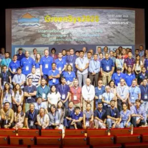 Análisis del éxito Simposio Internacional GreenSys 2025: Politiv Europa, patrocinador oficial